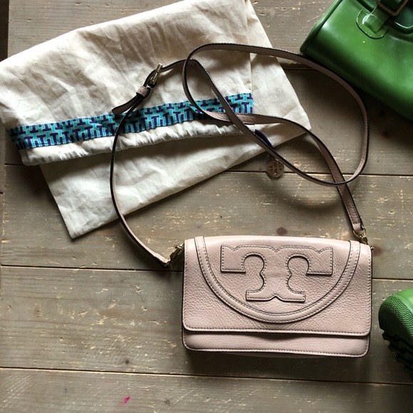 Tory Burch | pale pink cross body - Picture 3 of 7